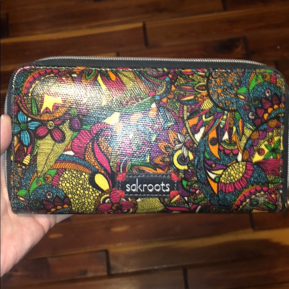 Sakroots wallet multi color print